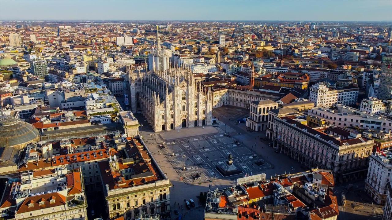 Апартаменты Affittimoderni Milano White Экстерьер фото